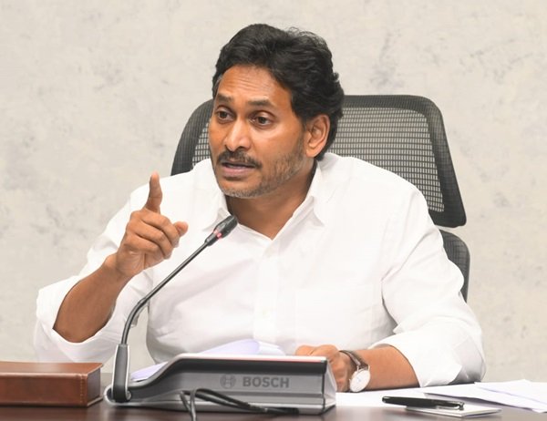 Amaravati Capital Construction Turns Into Flashpoint: Jagan Alleges Massive Corruption Against Chandrababu Government