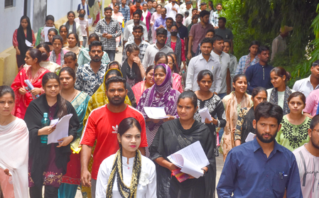 Mega DSC 2025 Controversy in Andhra Pradesh: Candidates Raise Questions Over Transparency in Recruitment Process