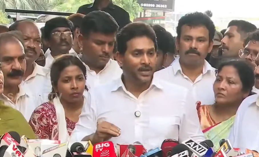 YS Jagan Mohan Reddy Criticizes Coalition Government Over Visakhapatnam Steel Plant Crisis and Worker Conditions