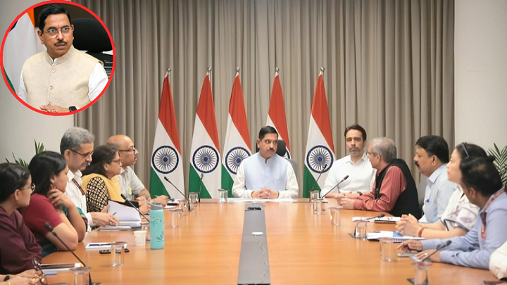 Prahlad Joshi Assumes Additional Charge of Union Education Ministry, Makes Key Announcement