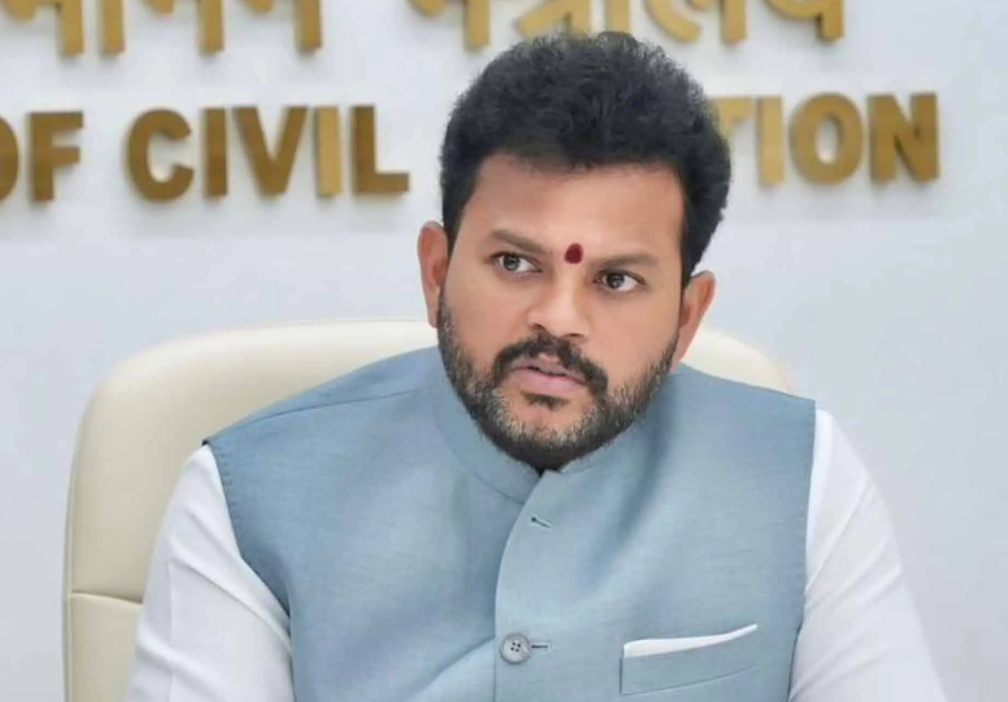 Bhogapuram Airport Compensation Issue Resurfaces as Displaced Families Question Union Minister