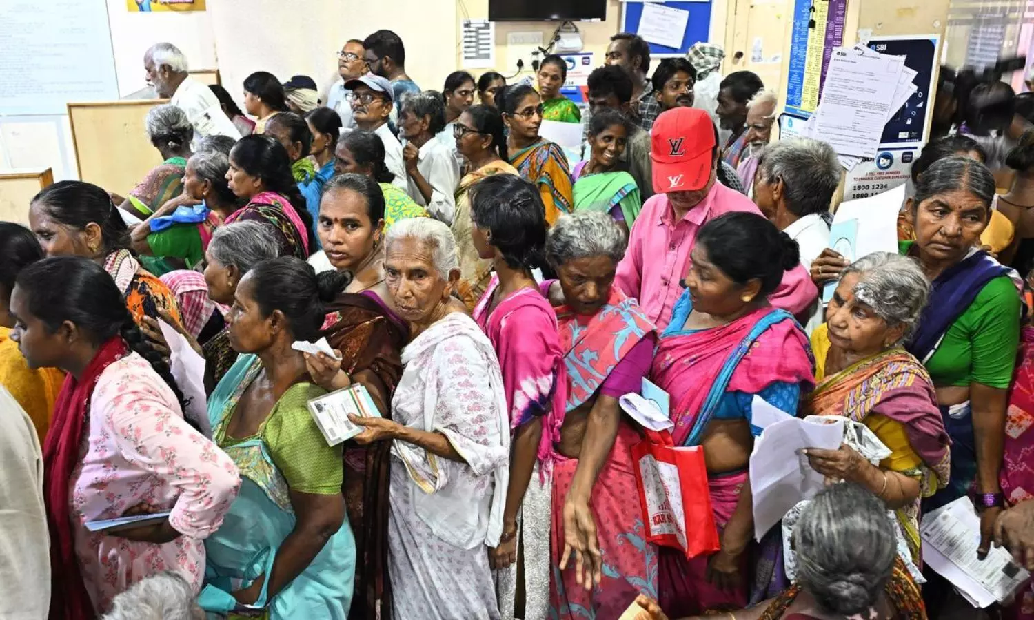 Pension Numbers Decline in AP.. 13.66 Lakh Applications for New Pensions.. Beneficiaries Still Waiting