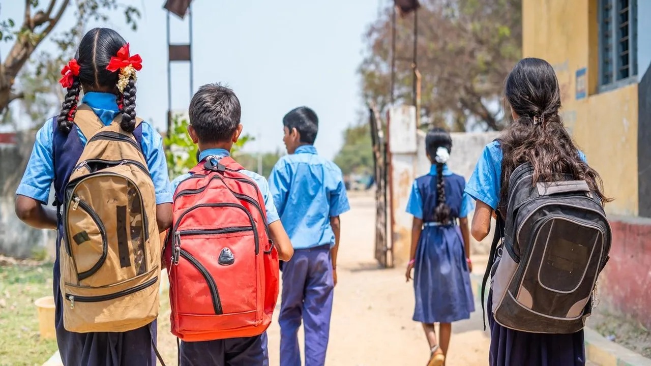 Government Education Under Pressure in Andhra Pradesh? Criticism Over Relaxation of Private School Rules