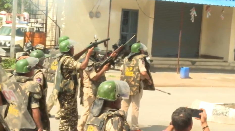 Pulivendula Local Body Elections: YSRCP Alleges Police Lathi-Charge, Tear Gas Use
