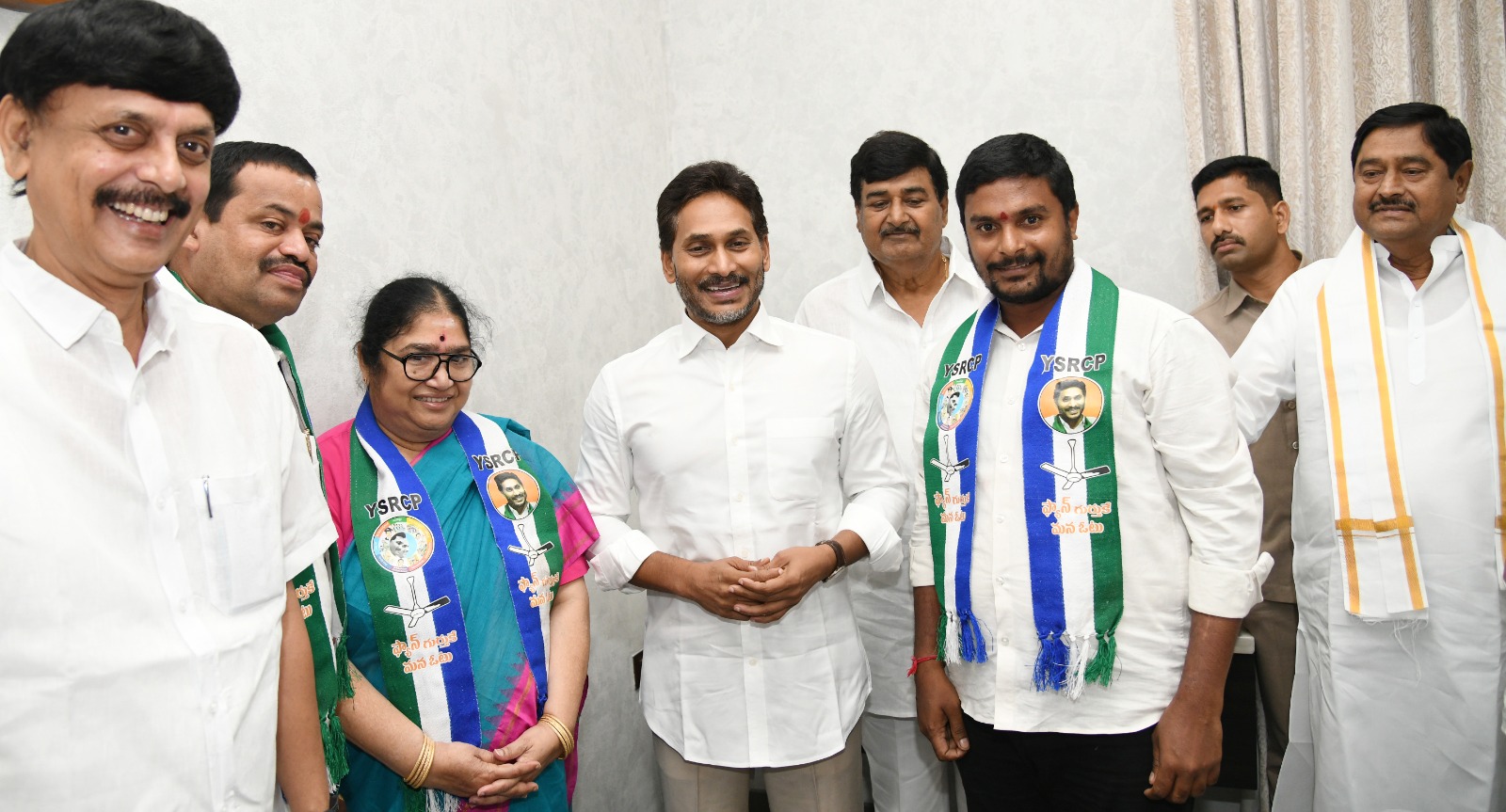 Former TDP MLA Gunda Lakshmi Devi Joins YSRCP in Srikakulam